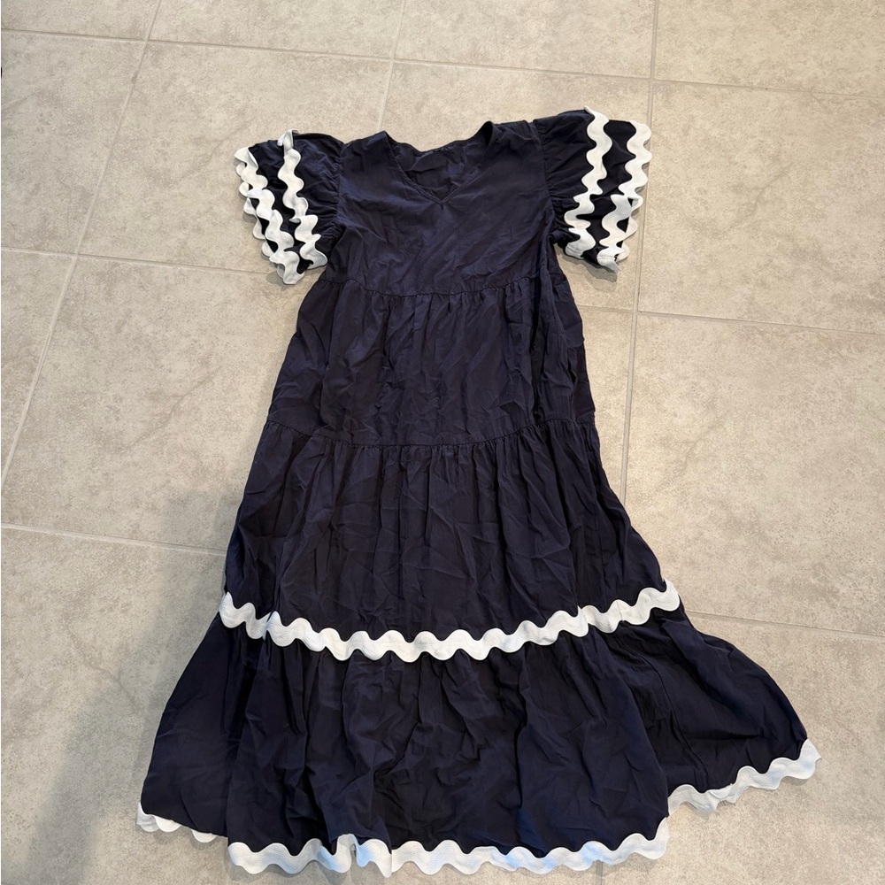 Elegant Navy and White Casual Dress